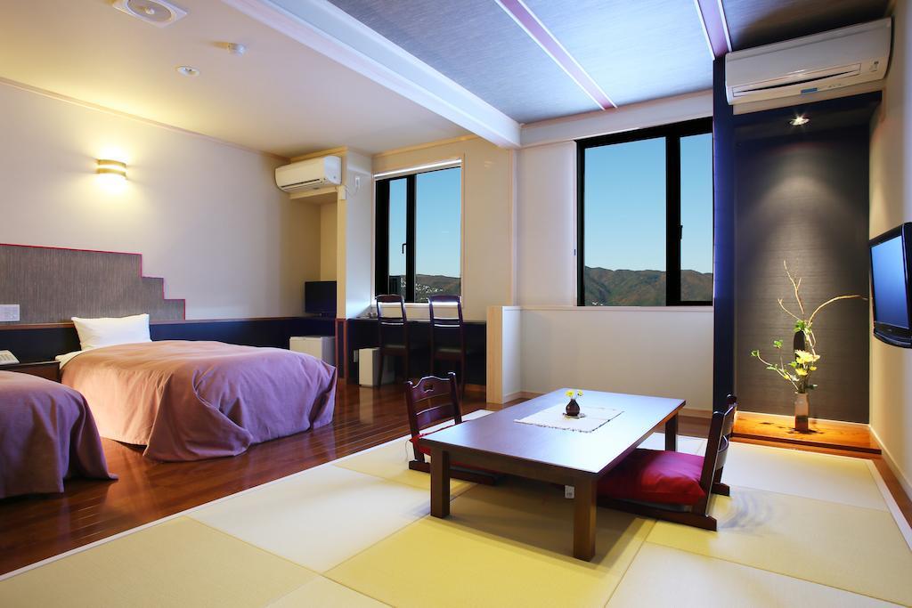 Oceanview Villa Jaiz Atami  Exterior photo